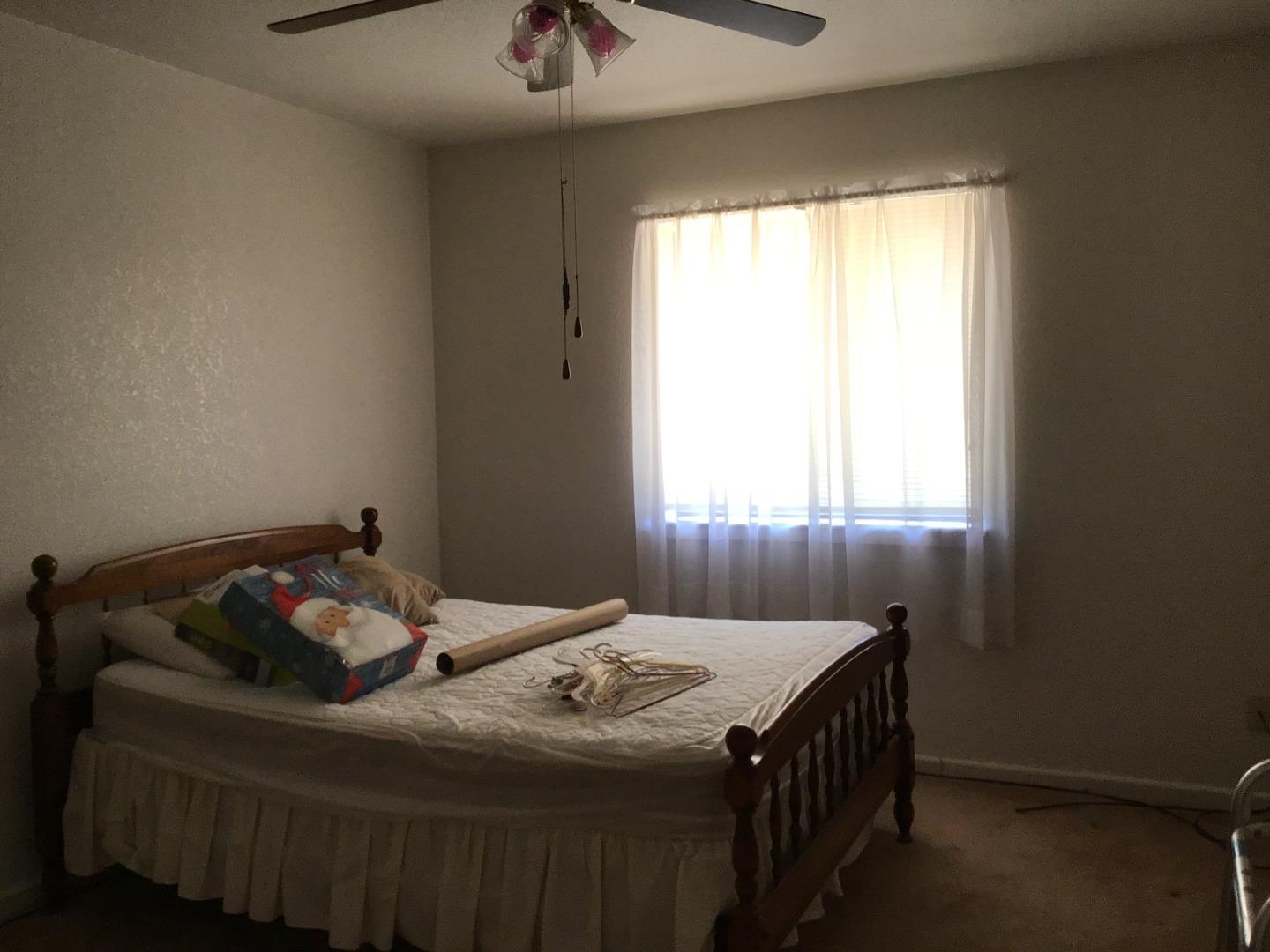 Detail Gallery Image 12 of 15 For 413 Fig St, Madera,  CA 93638 - 4 Beds | 2 Baths