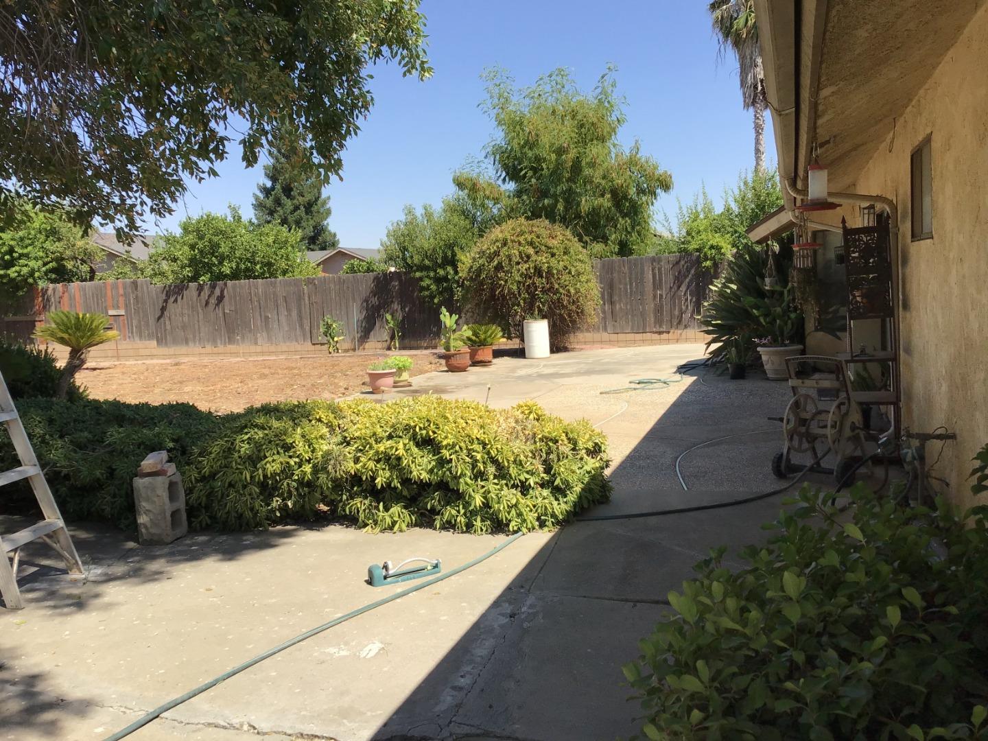 Detail Gallery Image 15 of 15 For 413 Fig St, Madera,  CA 93638 - 4 Beds | 2 Baths