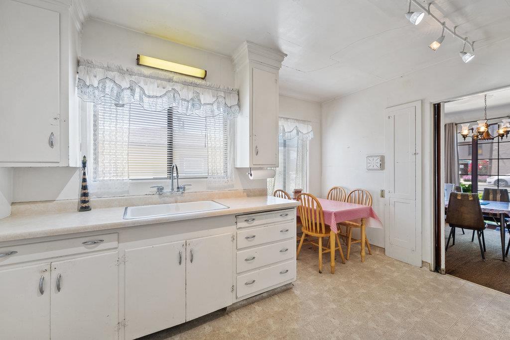 Detail Gallery Image 11 of 32 For 106 Stanford St, Watsonville,  CA 95076 - 3 Beds | 1 Baths