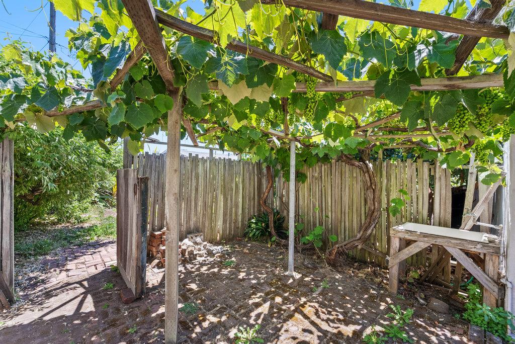 Detail Gallery Image 23 of 32 For 106 Stanford St, Watsonville,  CA 95076 - 3 Beds | 1 Baths