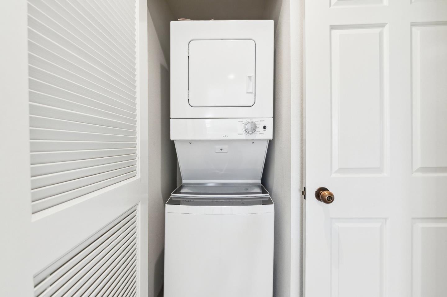 Detail Gallery Image 15 of 15 For 1 Baldwin Ave #510,  San Mateo,  CA 94401 - 2 Beds | 2 Baths