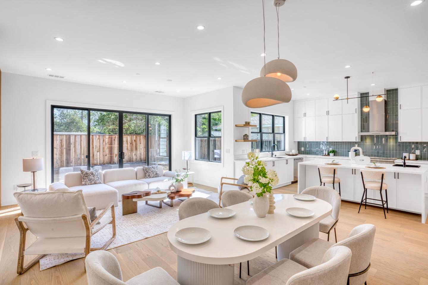 Detail Gallery Image 7 of 44 For 1270 W Hacienda Ave, Campbell,  CA 95008 - 5 Beds | 4 Baths
