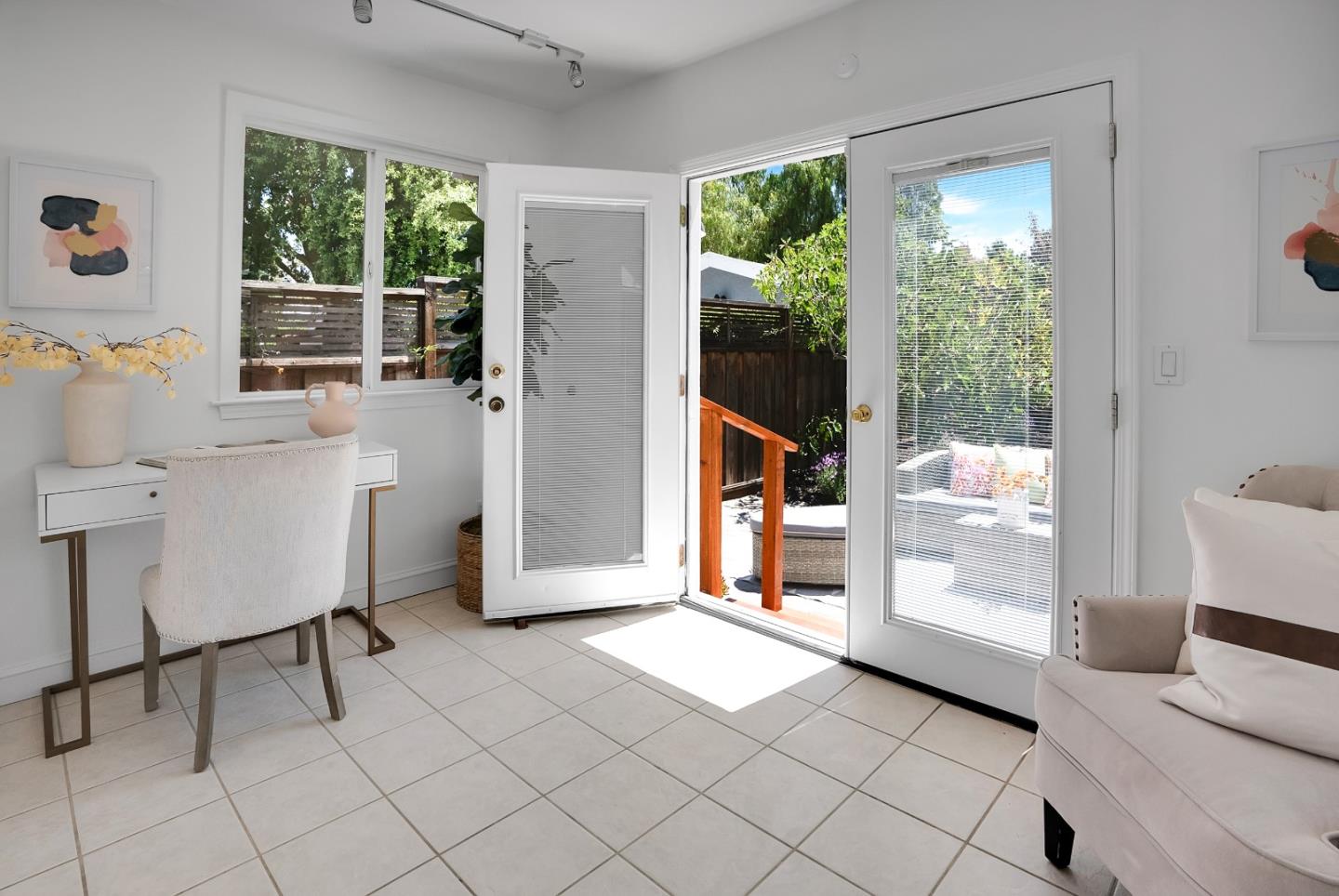 Detail Gallery Image 28 of 45 For 2653 Brewster Ave, Redwood City,  CA 94062 - 2 Beds | 1/1 Baths