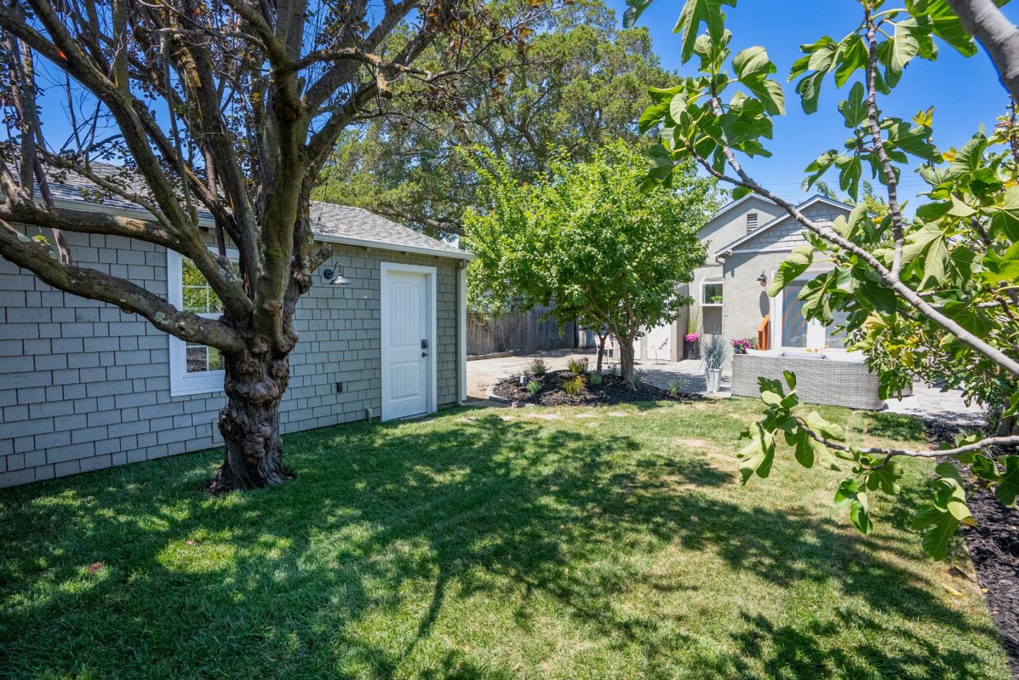 Detail Gallery Image 34 of 45 For 2653 Brewster Ave, Redwood City,  CA 94062 - 2 Beds | 1/1 Baths