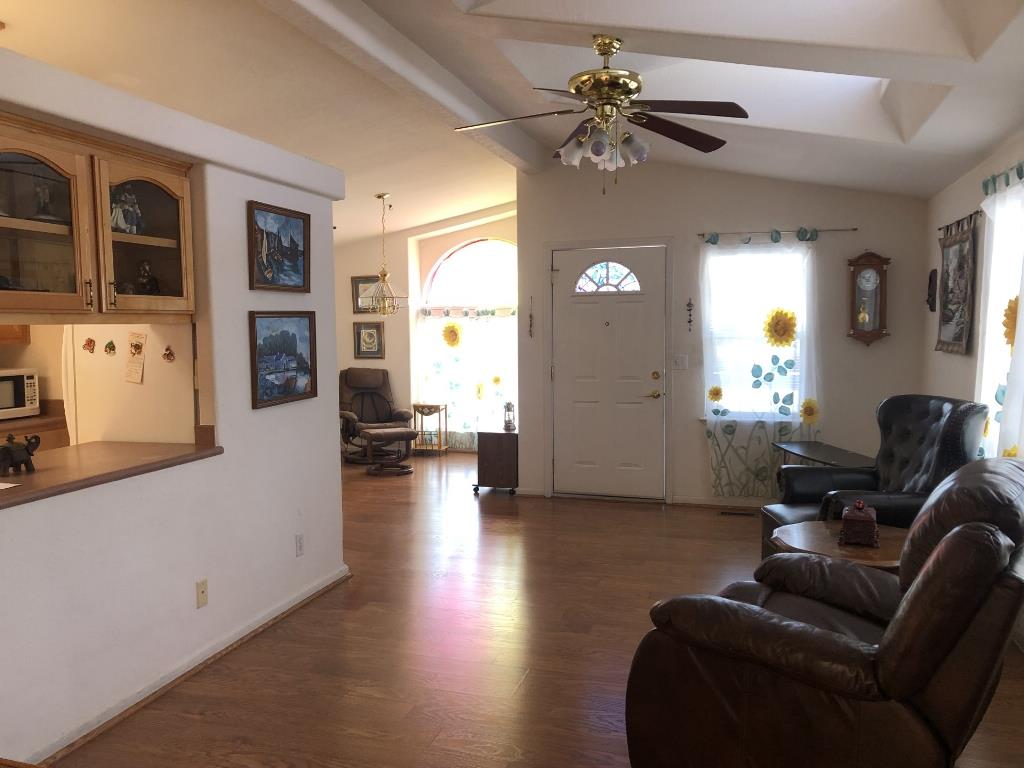 Detail Gallery Image 5 of 18 For 325 Sylvan Ave #39,  Mountain View,  CA 94041 - 2 Beds | 2 Baths