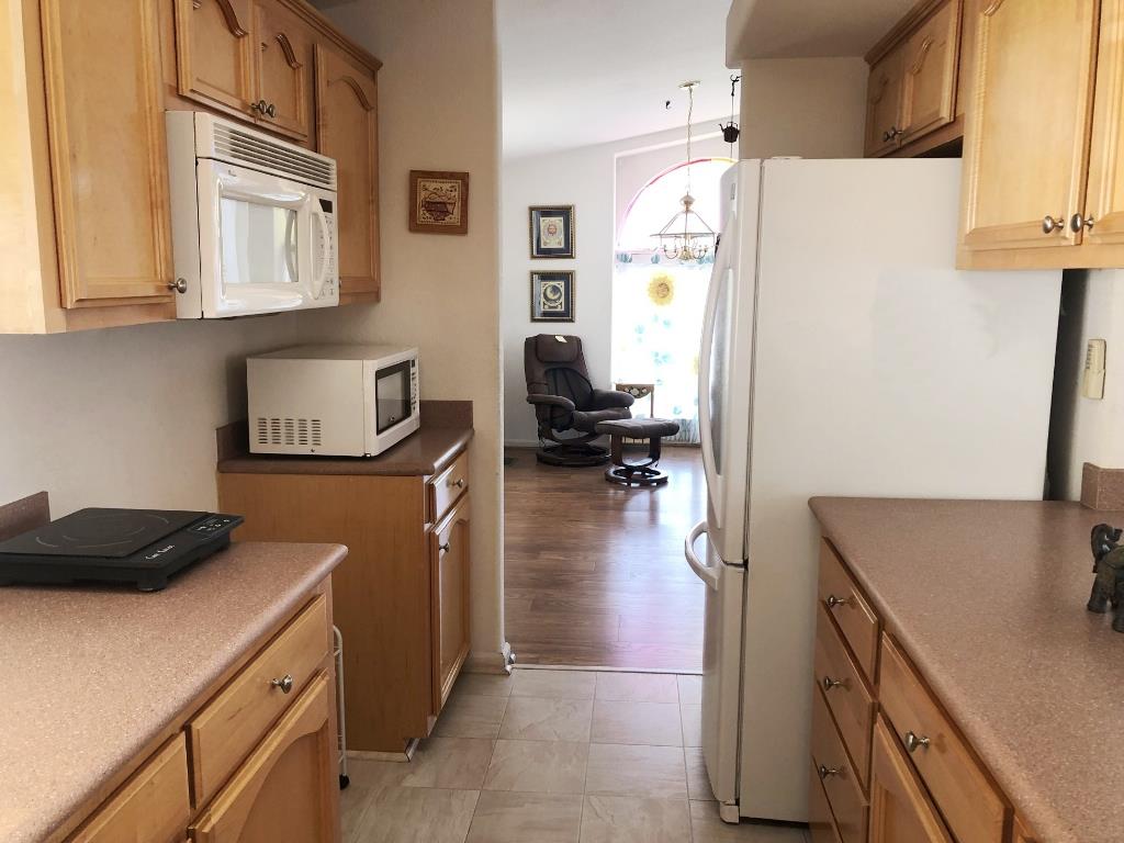 Detail Gallery Image 7 of 18 For 325 Sylvan Ave #39,  Mountain View,  CA 94041 - 2 Beds | 2 Baths