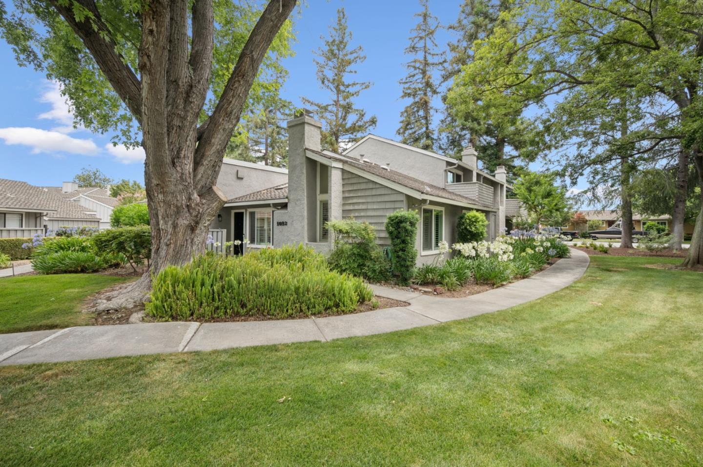 Detail Gallery Image 2 of 58 For 1023 Roy Ave, San Jose,  CA 95125 - 3 Beds | 2 Baths