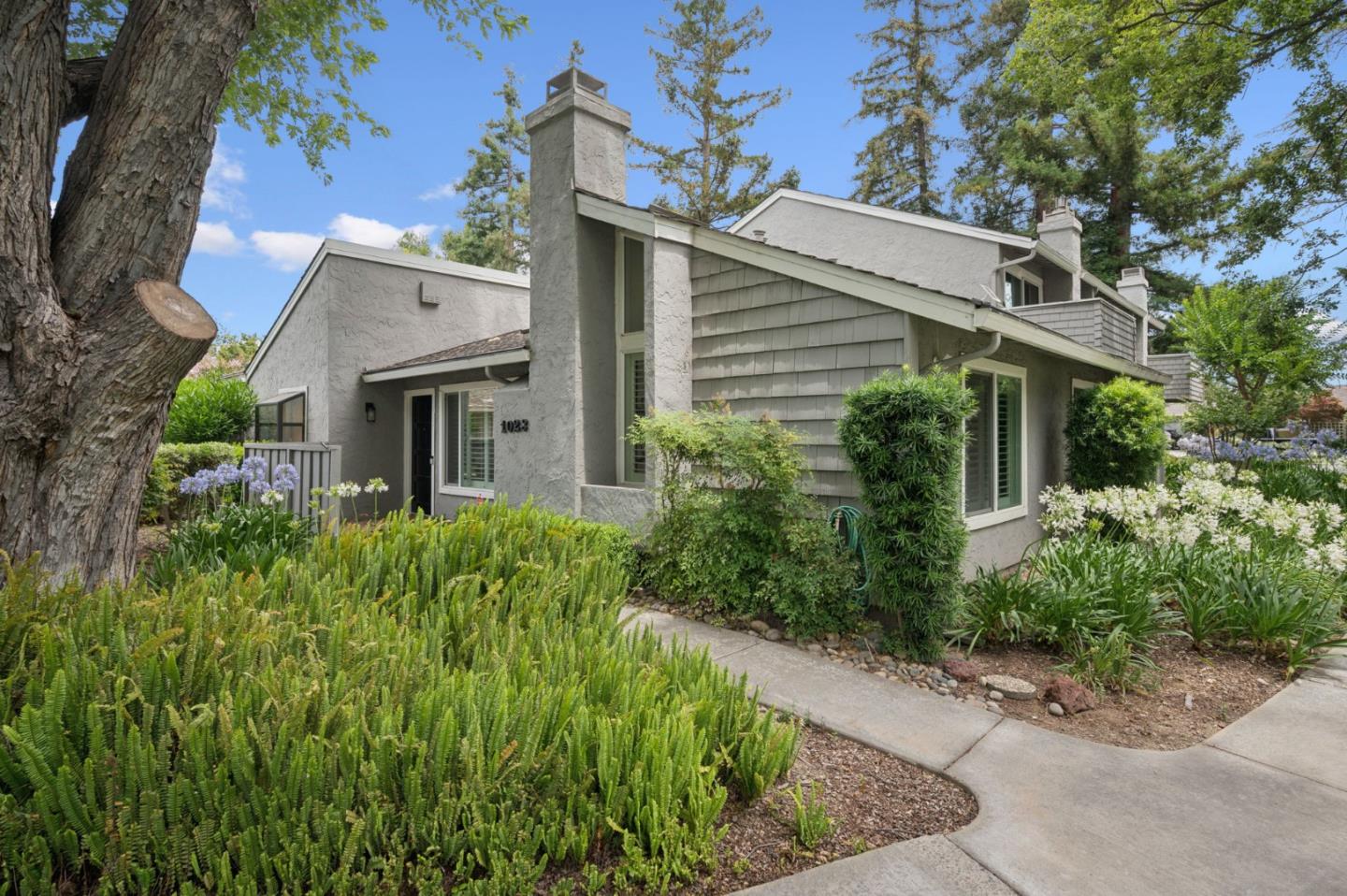 Detail Gallery Image 3 of 58 For 1023 Roy Ave, San Jose,  CA 95125 - 3 Beds | 2 Baths