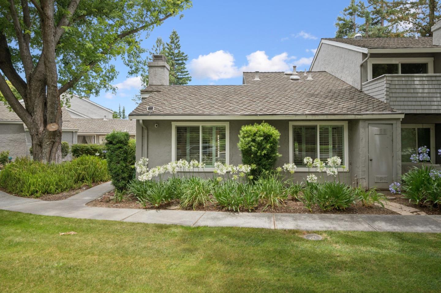 Detail Gallery Image 4 of 58 For 1023 Roy Ave, San Jose,  CA 95125 - 3 Beds | 2 Baths