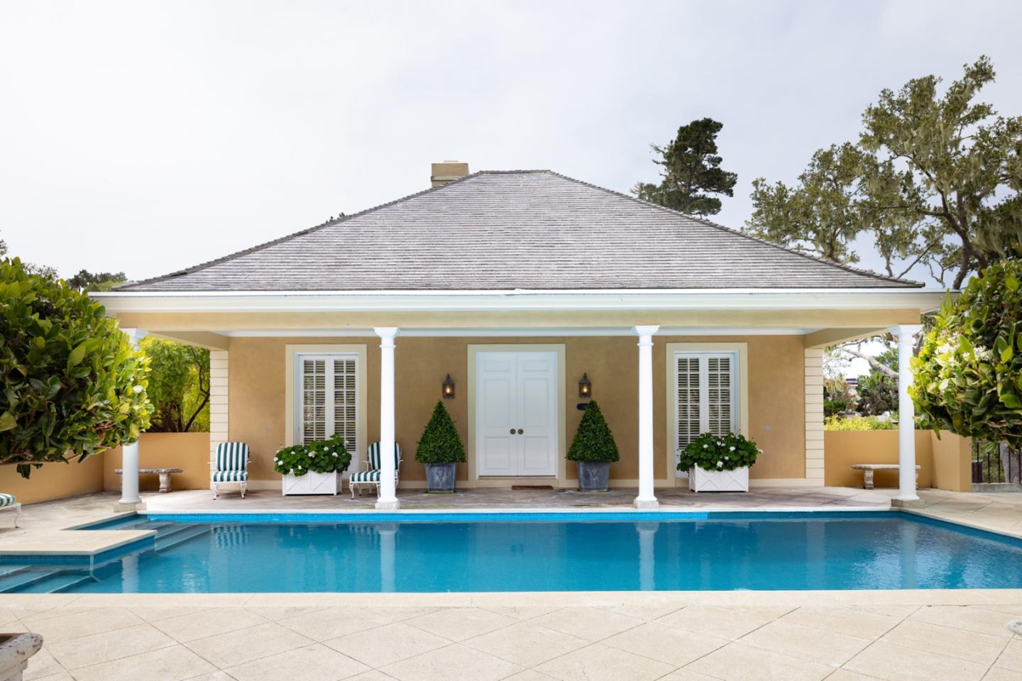 Detail Gallery Image 11 of 16 For 1500 Viscaino Rd, Pebble Beach,  CA 93953 - 7 Beds | 7/1 Baths