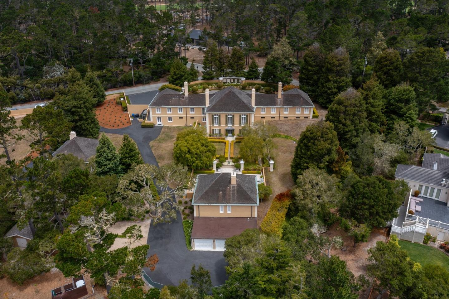 Detail Gallery Image 26 of 26 For 1500 Viscaino Rd, Pebble Beach,  CA 93953 - 7 Beds | 7/1 Baths