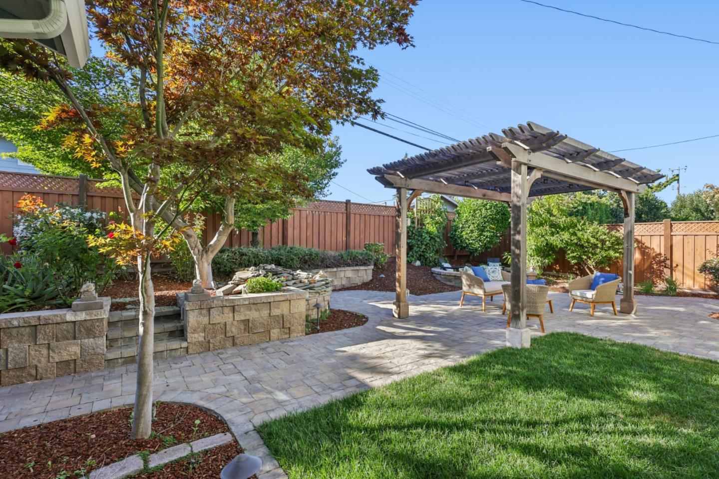 Detail Gallery Image 31 of 34 For 1791 Frobisher Way, San Jose,  CA 95124 - 5 Beds | 3 Baths