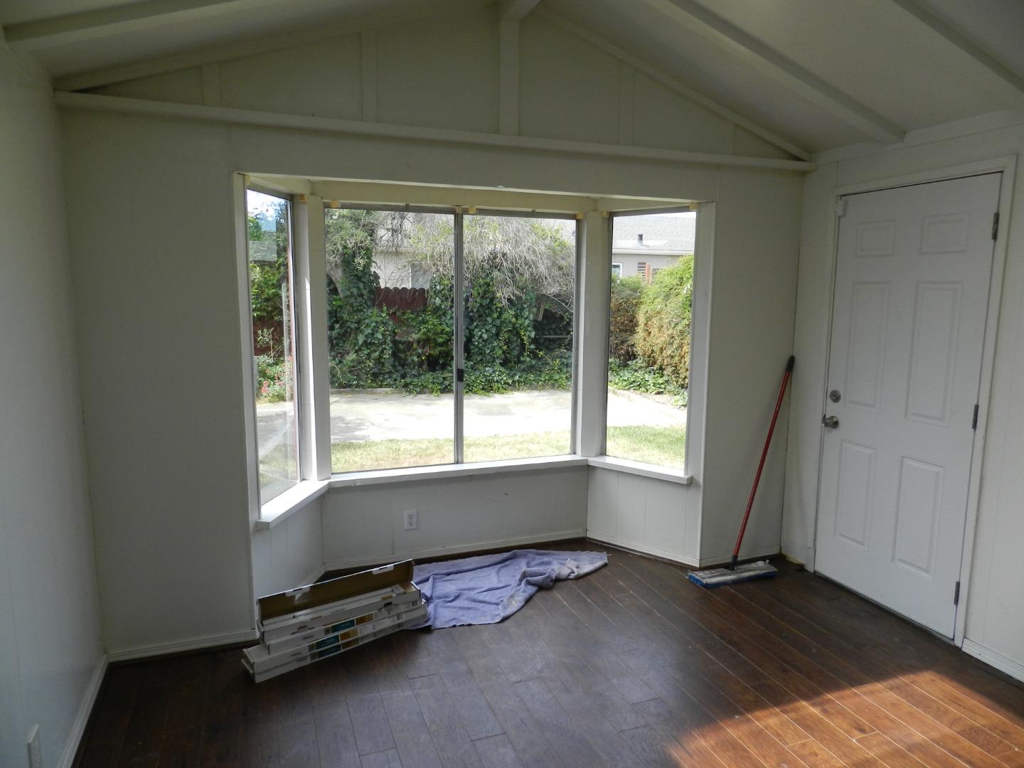 Detail Gallery Image 7 of 30 For 50 Katherine Ave, Salinas,  CA 93901 - 2 Beds | 1 Baths