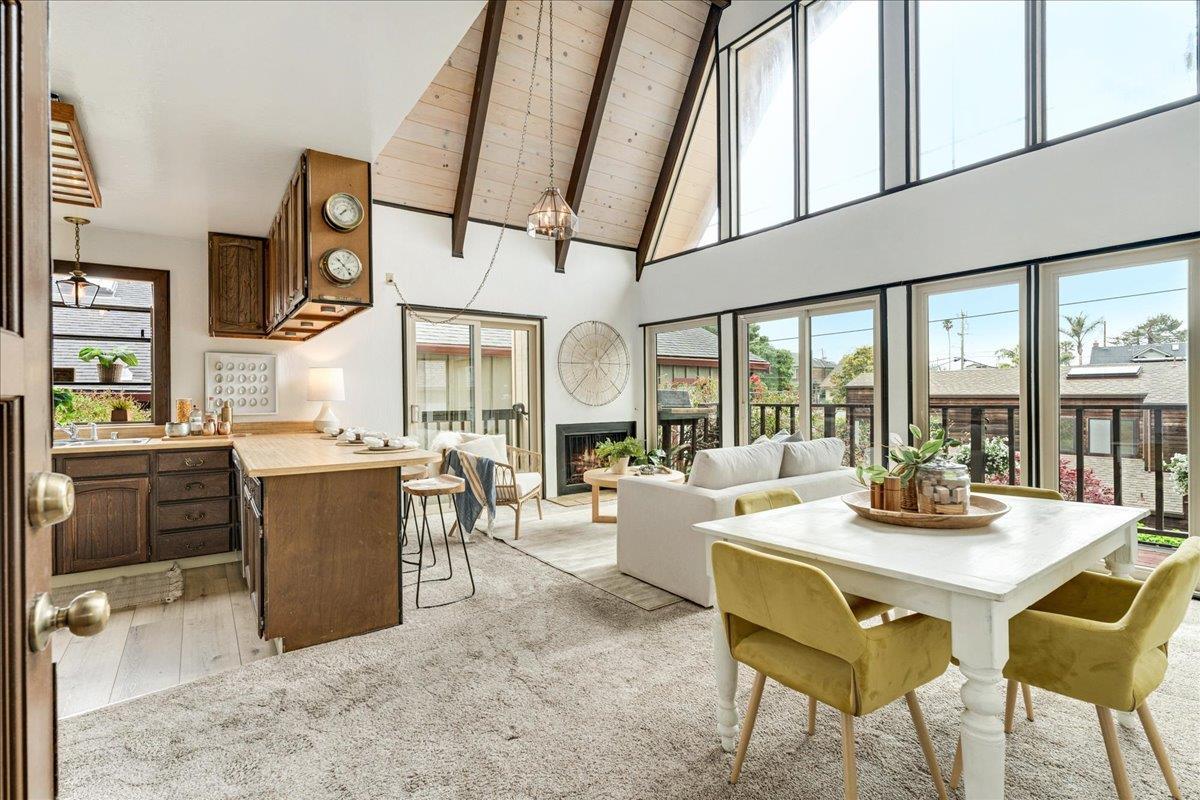 Detail Gallery Image 5 of 36 For 208 Brook Ave, Santa Cruz,  CA 95062 - 3 Beds | 2 Baths