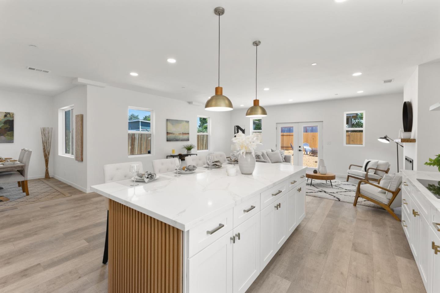 Detail Gallery Image 10 of 49 For 466 N 18th St, San Jose,  CA 95112 - 5 Beds | 4 Baths