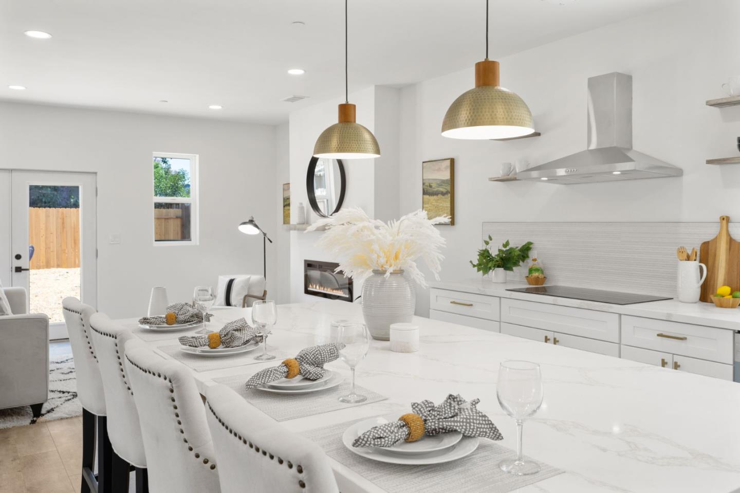Detail Gallery Image 15 of 49 For 466 N 18th St, San Jose,  CA 95112 - 5 Beds | 4 Baths