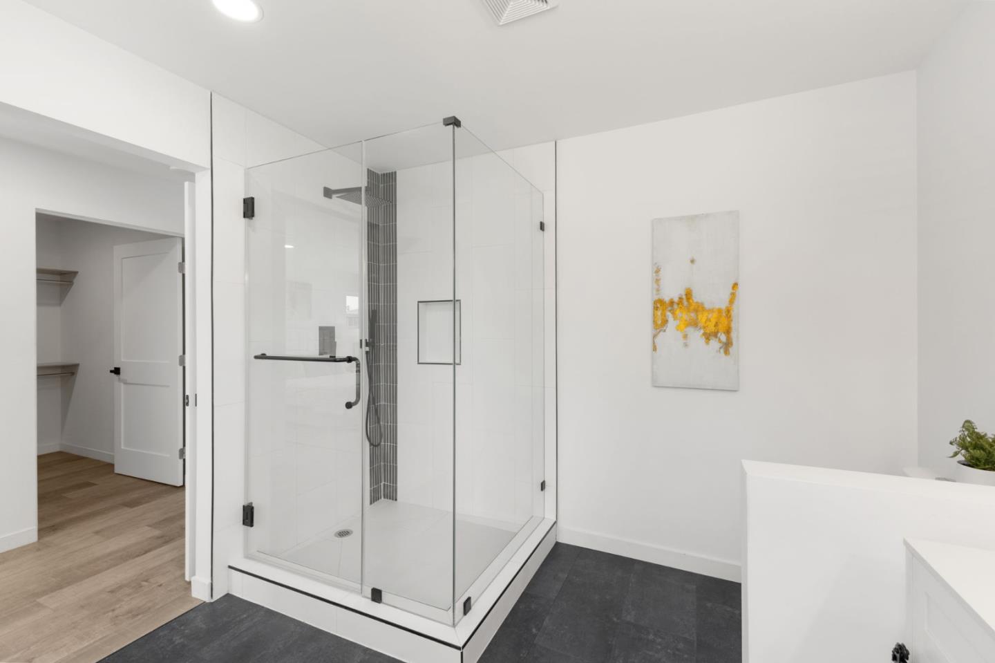 Detail Gallery Image 26 of 49 For 466 N 18th St, San Jose,  CA 95112 - 5 Beds | 4 Baths