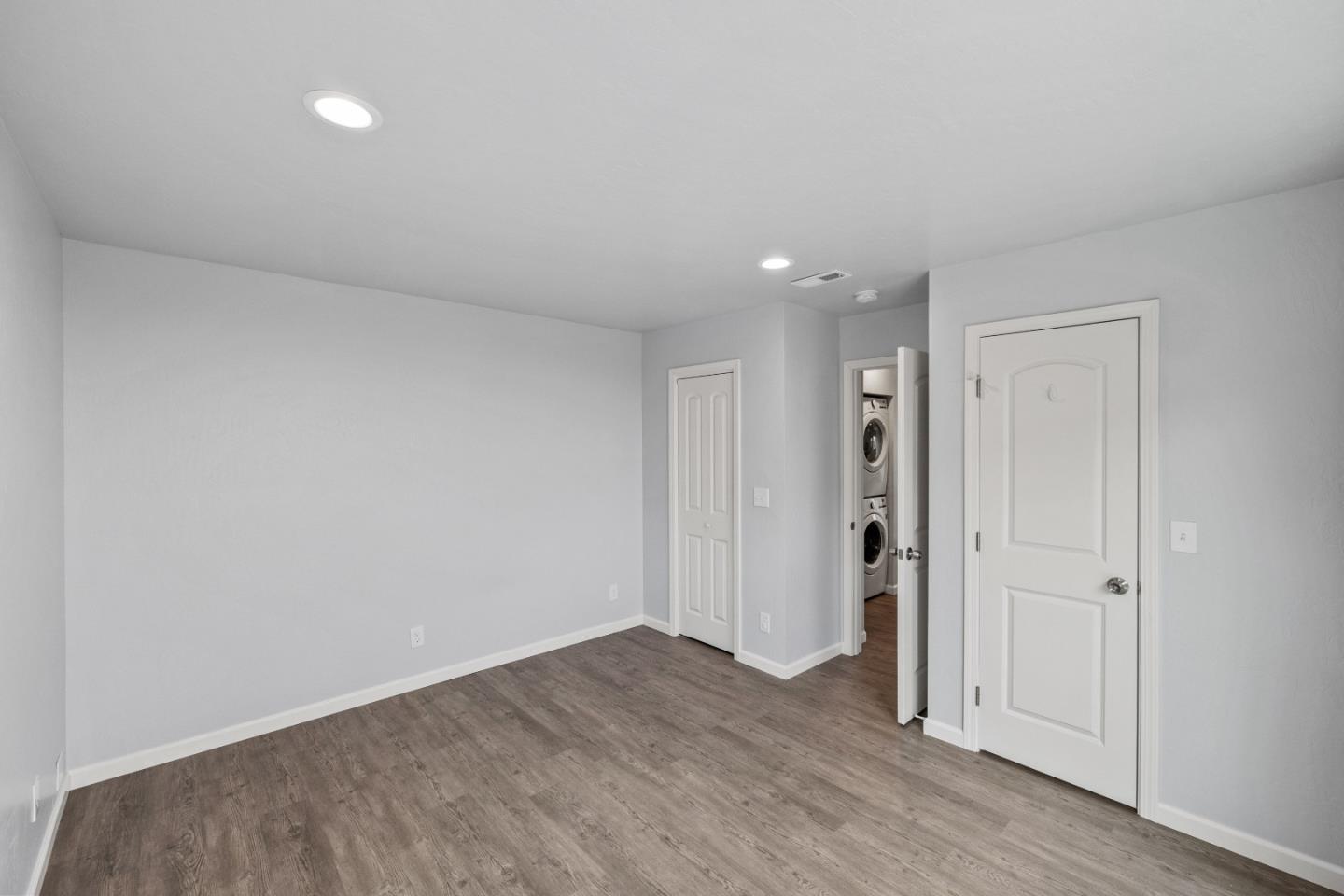Detail Gallery Image 23 of 32 For 3248 Fitzgerald Cir, Marina,  CA 93933 - 5 Beds | 3 Baths