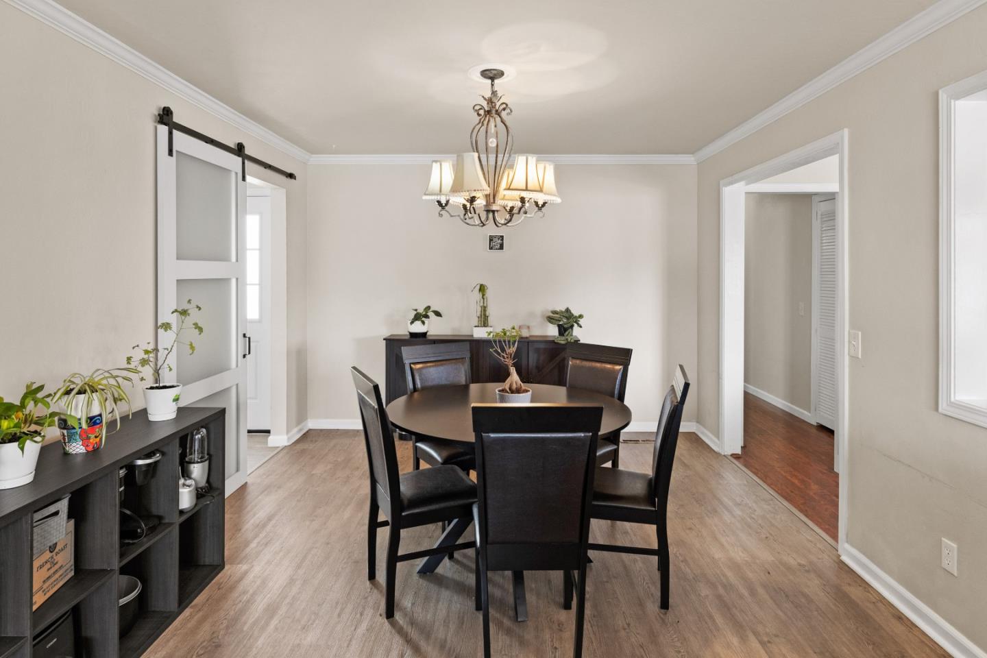 Detail Gallery Image 4 of 32 For 3248 Fitzgerald Cir, Marina,  CA 93933 - 5 Beds | 3 Baths