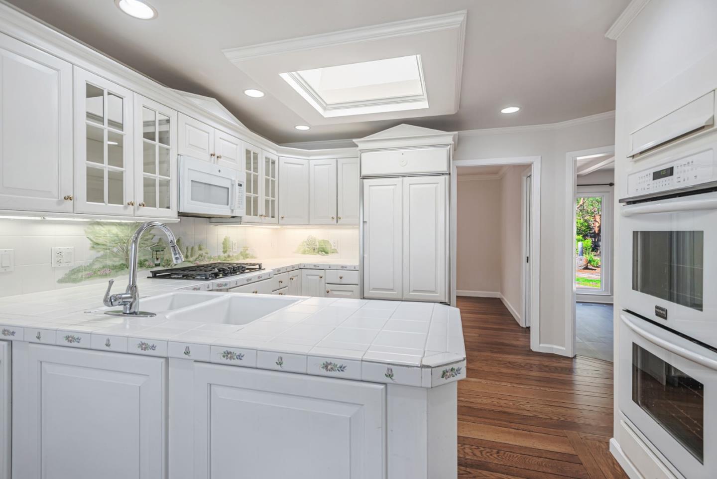 Detail Gallery Image 12 of 32 For 329 Castenada Dr, Millbrae,  CA 94030 - 3 Beds | 2 Baths