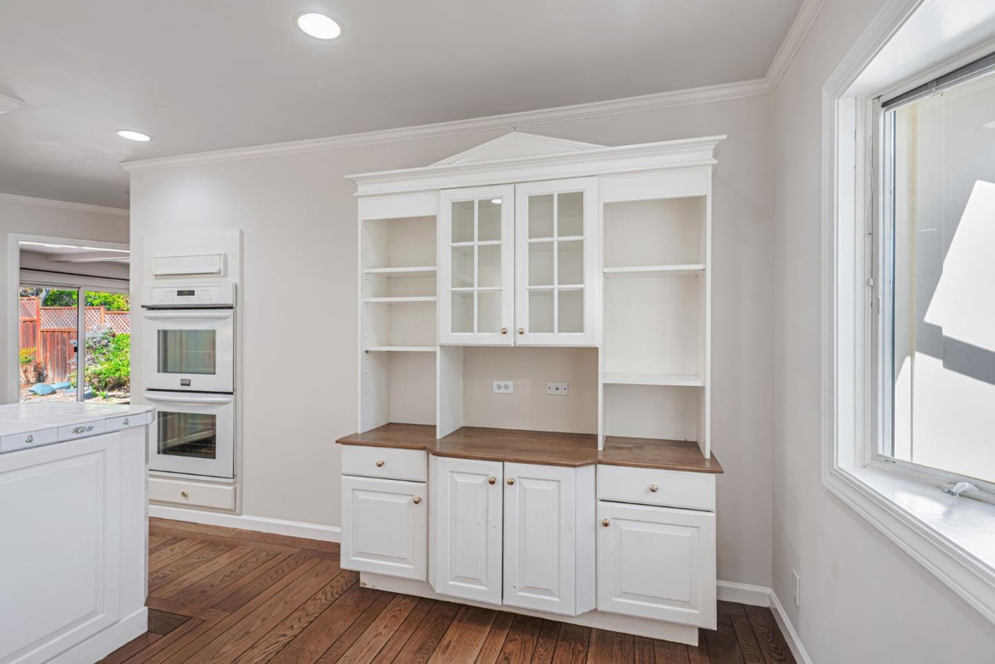 Detail Gallery Image 15 of 32 For 329 Castenada Dr, Millbrae,  CA 94030 - 3 Beds | 2 Baths