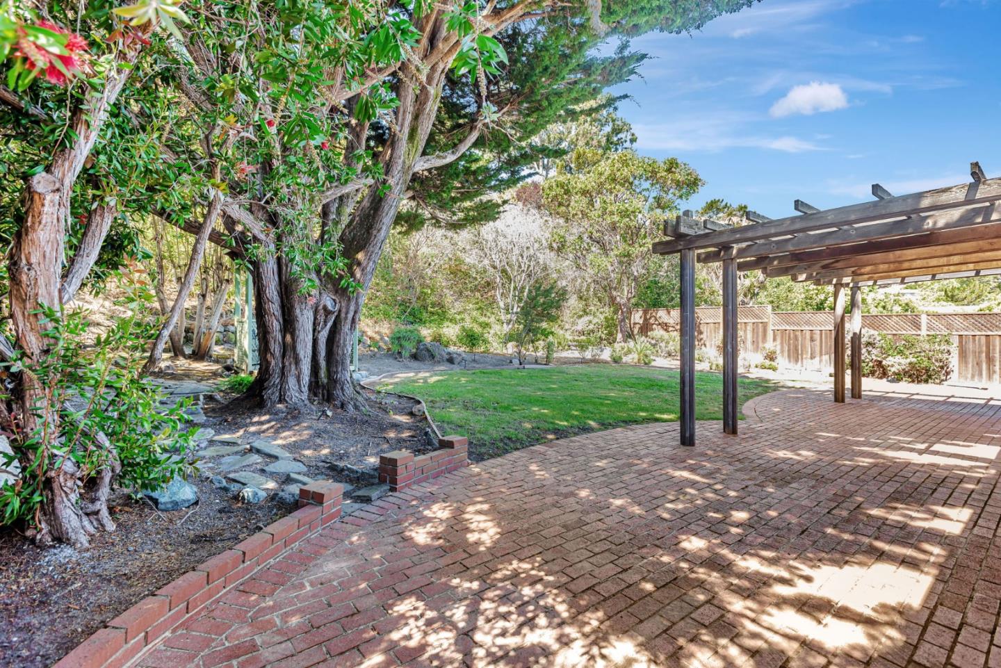 Detail Gallery Image 30 of 32 For 329 Castenada Dr, Millbrae,  CA 94030 - 3 Beds | 2 Baths