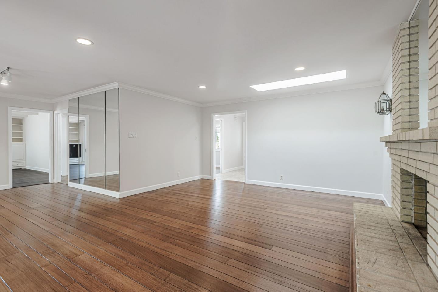 Detail Gallery Image 6 of 32 For 329 Castenada Dr, Millbrae,  CA 94030 - 3 Beds | 2 Baths