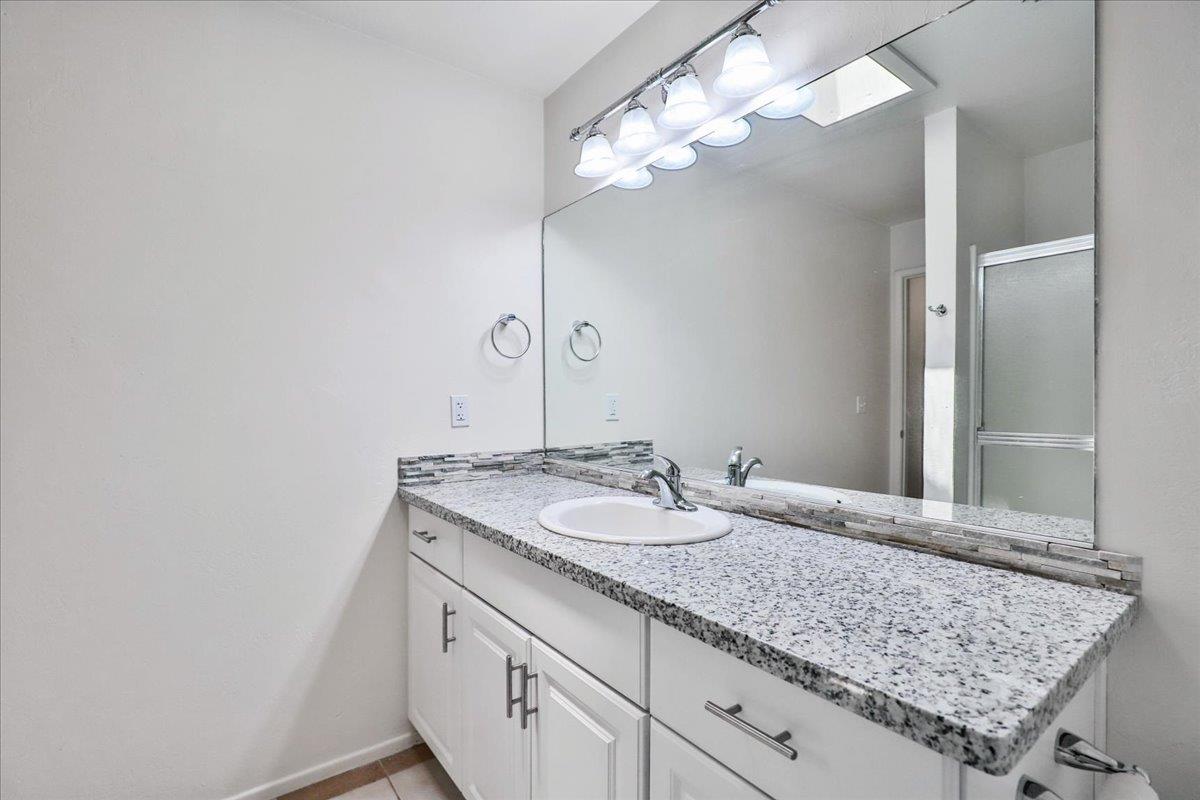 Detail Gallery Image 18 of 36 For 17839 Norlene Way, Grass Valley,  CA 95949 - 3 Beds | 2 Baths