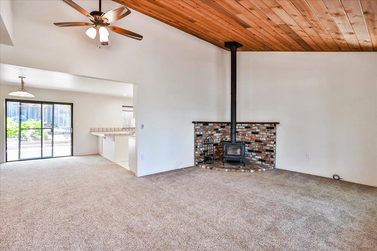 Detail Gallery Image 5 of 36 For 17839 Norlene Way, Grass Valley,  CA 95949 - 3 Beds | 2 Baths