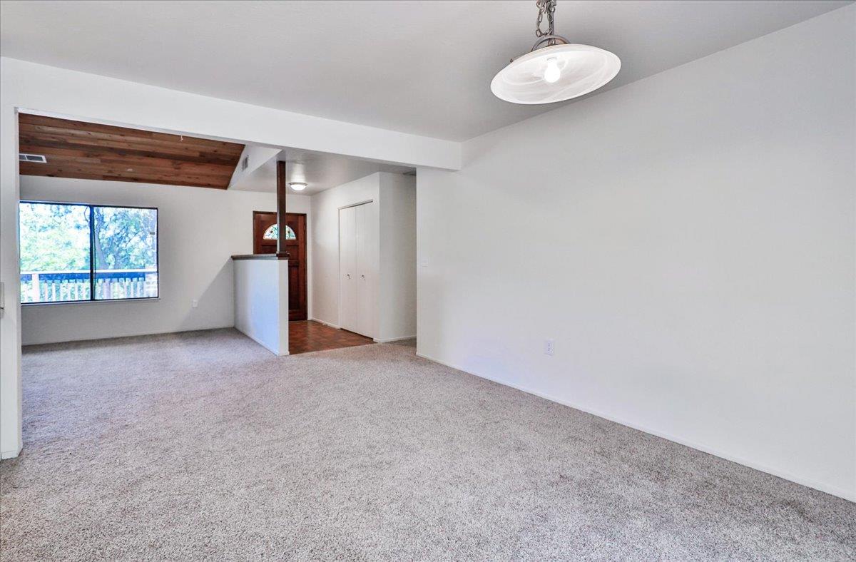 Detail Gallery Image 9 of 36 For 17839 Norlene Way, Grass Valley,  CA 95949 - 3 Beds | 2 Baths
