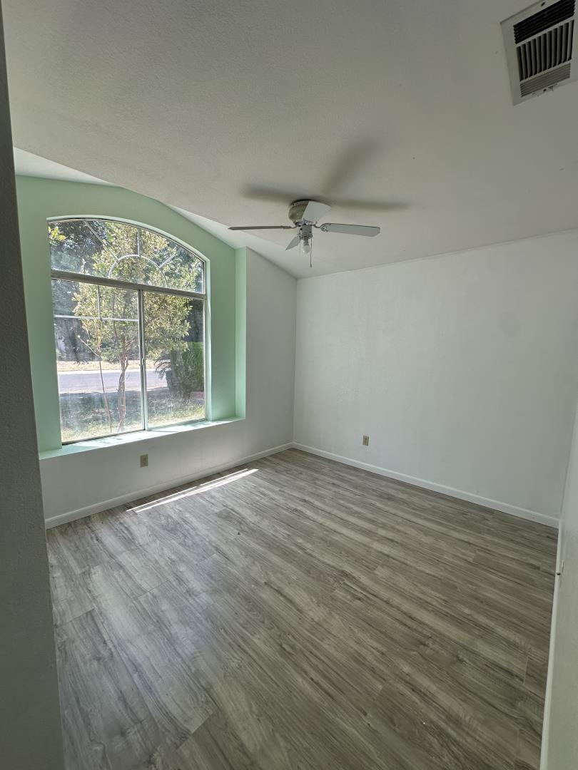 Detail Gallery Image 18 of 22 For 1805 Nisperos St, Stockton,  CA 95206 - 4 Beds | 2 Baths