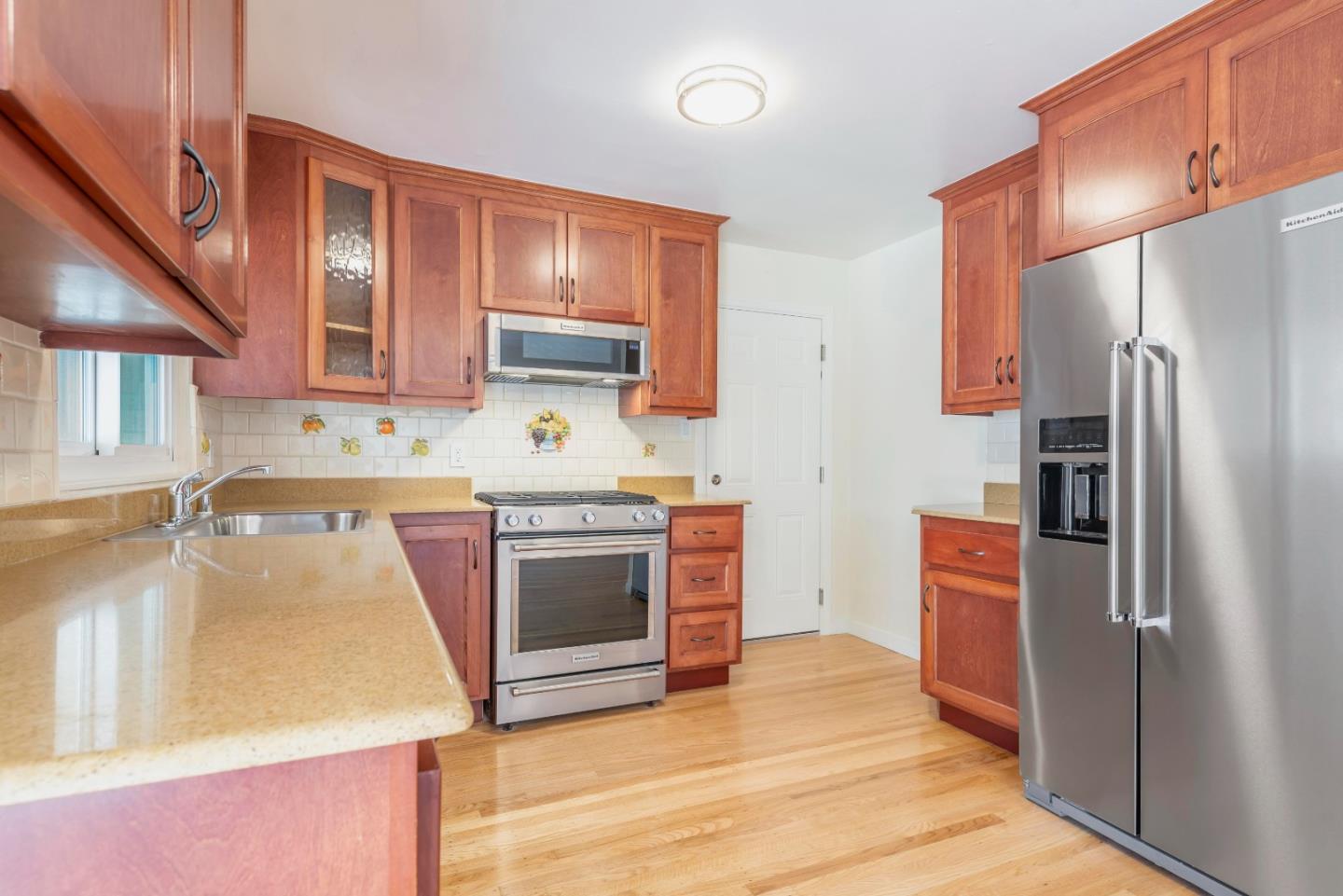 Detail Gallery Image 14 of 47 For 560 6th Ave, Menlo Park,  CA 94025 - 3 Beds | 2 Baths
