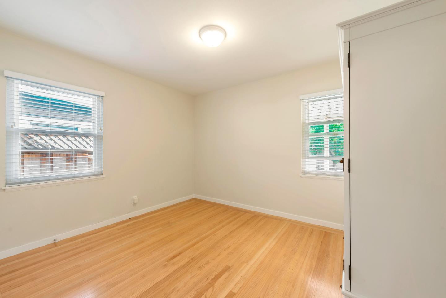 Detail Gallery Image 22 of 47 For 560 6th Ave, Menlo Park,  CA 94025 - 3 Beds | 2 Baths