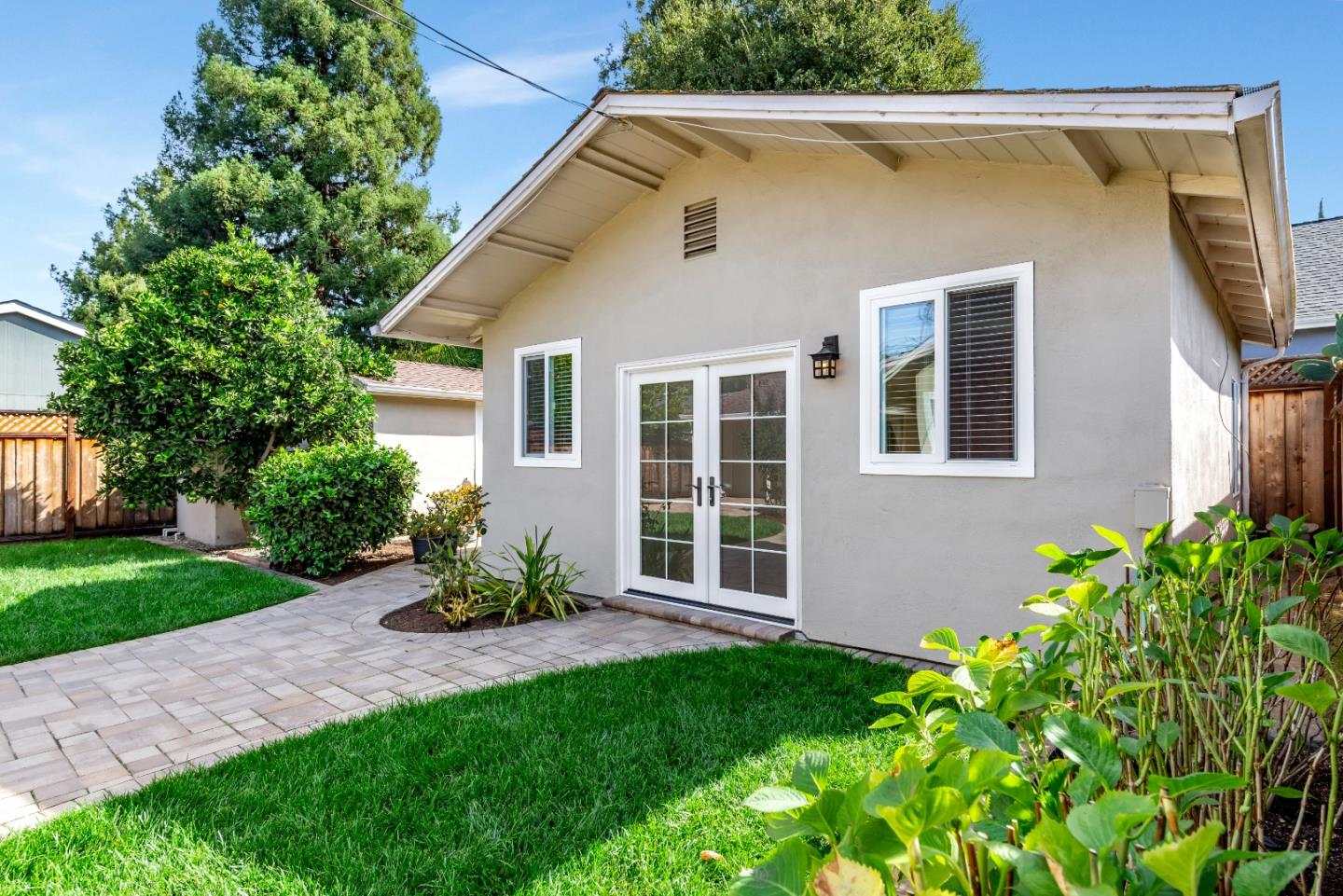 Detail Gallery Image 43 of 47 For 560 6th Ave, Menlo Park,  CA 94025 - 3 Beds | 2 Baths