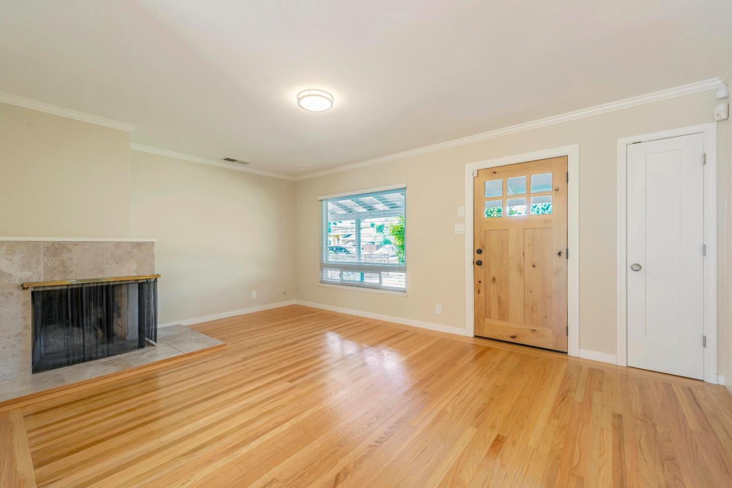 Detail Gallery Image 5 of 47 For 560 6th Ave, Menlo Park,  CA 94025 - 3 Beds | 2 Baths