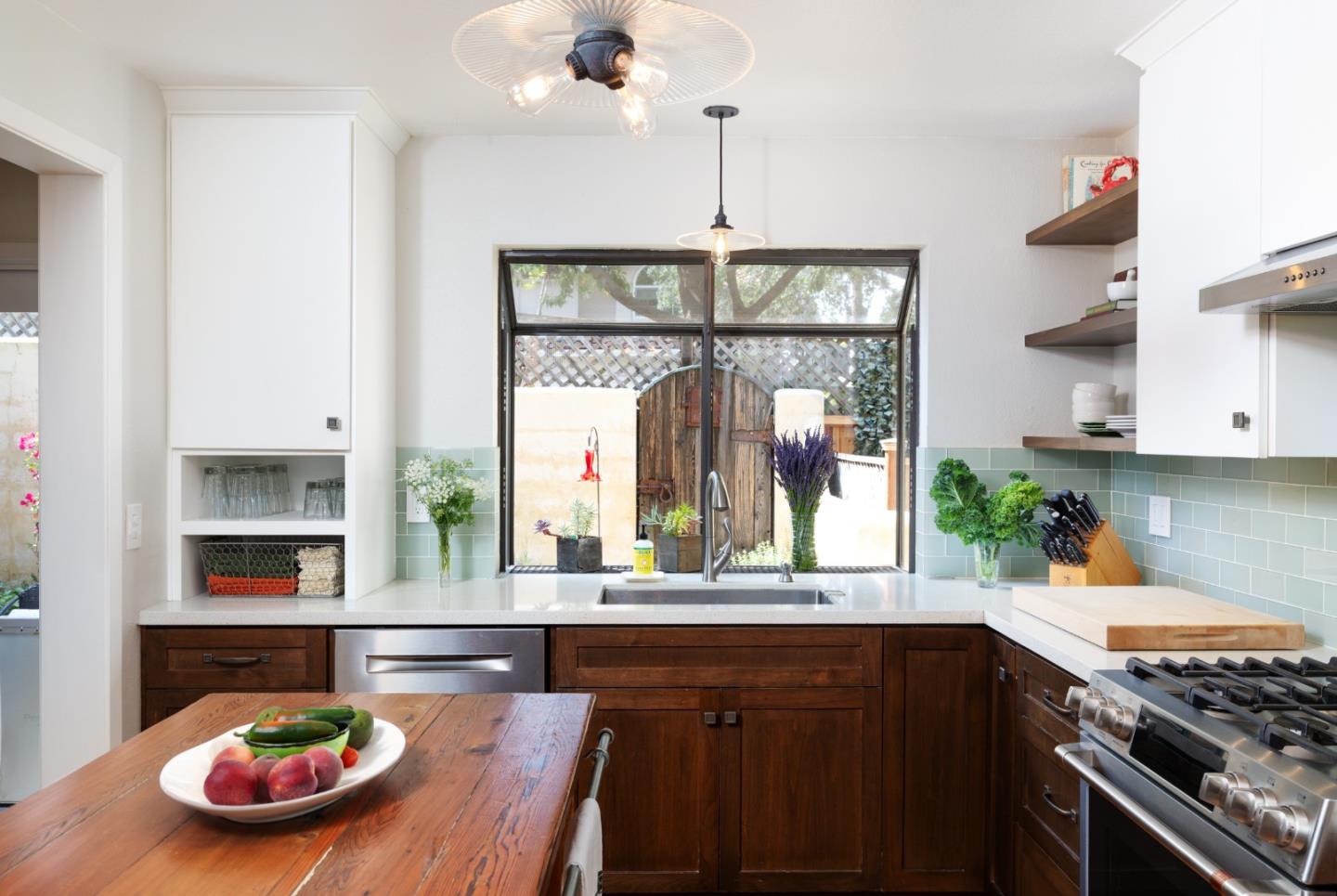 Detail Gallery Image 11 of 30 For 211 Bean Creek Rd #15,  Scotts Valley,  CA 95066 - 3 Beds | 2/1 Baths
