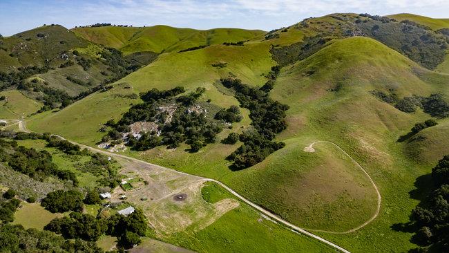 Detail Gallery Image 12 of 58 For 100 Old Stage Rd, San Juan Bautista,  CA 95045 - 3 Beds | 2 Baths