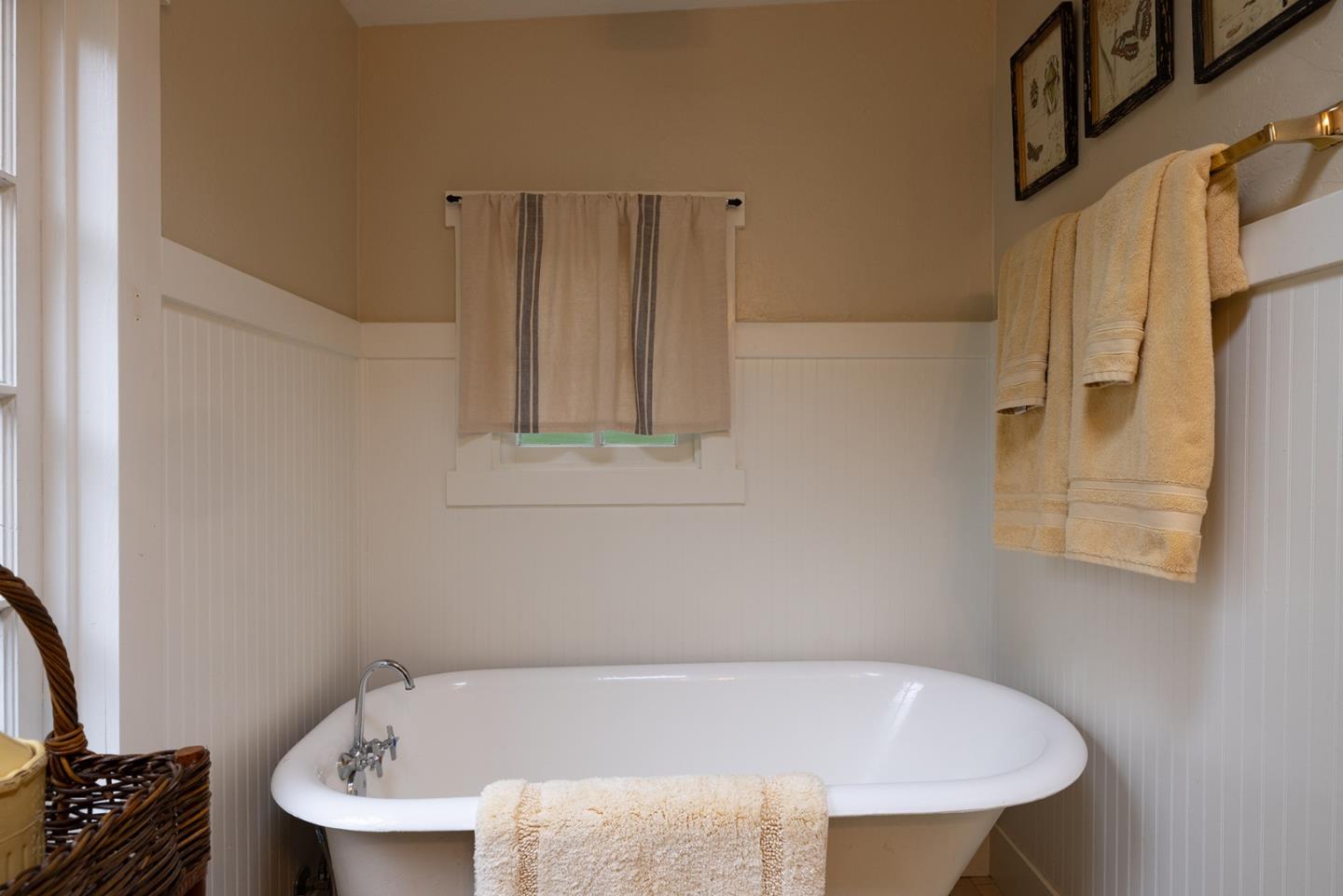 Detail Gallery Image 13 of 22 For 0 Lincoln 3 Ne of 12th Ave, Carmel,  CA 93923 - 2 Beds | 2 Baths
