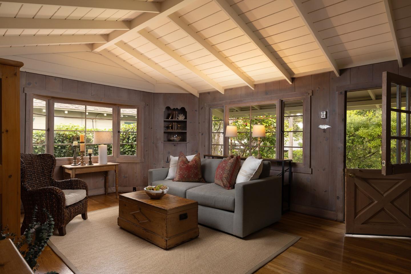 Detail Gallery Image 4 of 22 For 0 Lincoln 3 Ne of 12th Ave, Carmel,  CA 93923 - 2 Beds | 2 Baths
