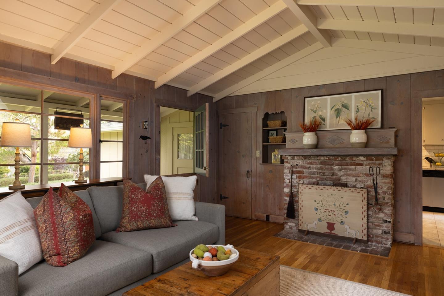 Detail Gallery Image 5 of 22 For 0 Lincoln 3 Ne of 12th Ave, Carmel,  CA 93923 - 2 Beds | 2 Baths