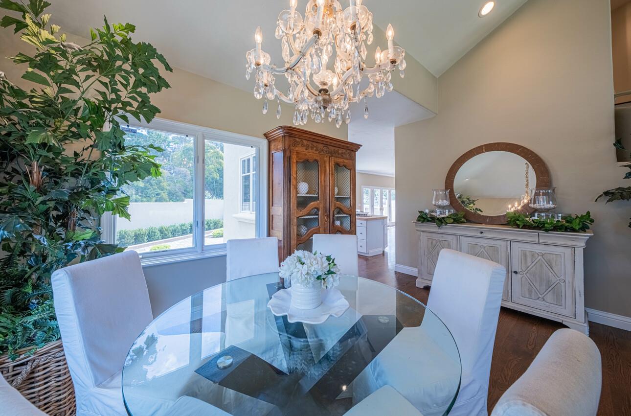 Detail Gallery Image 12 of 51 For 471 El Dorado St, Monterey,  CA 93940 - 3 Beds | 3 Baths