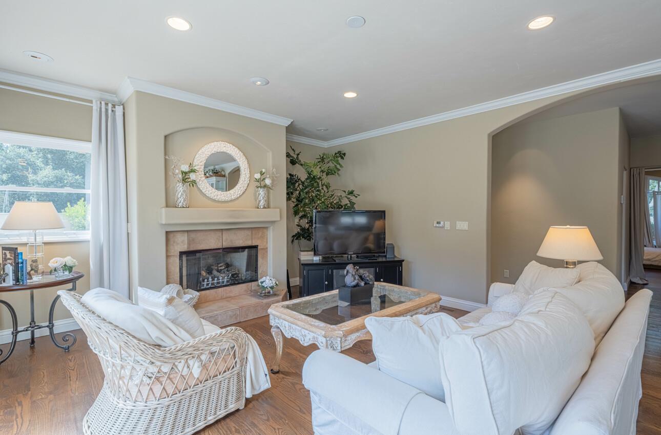 Detail Gallery Image 18 of 51 For 471 El Dorado St, Monterey,  CA 93940 - 3 Beds | 3 Baths