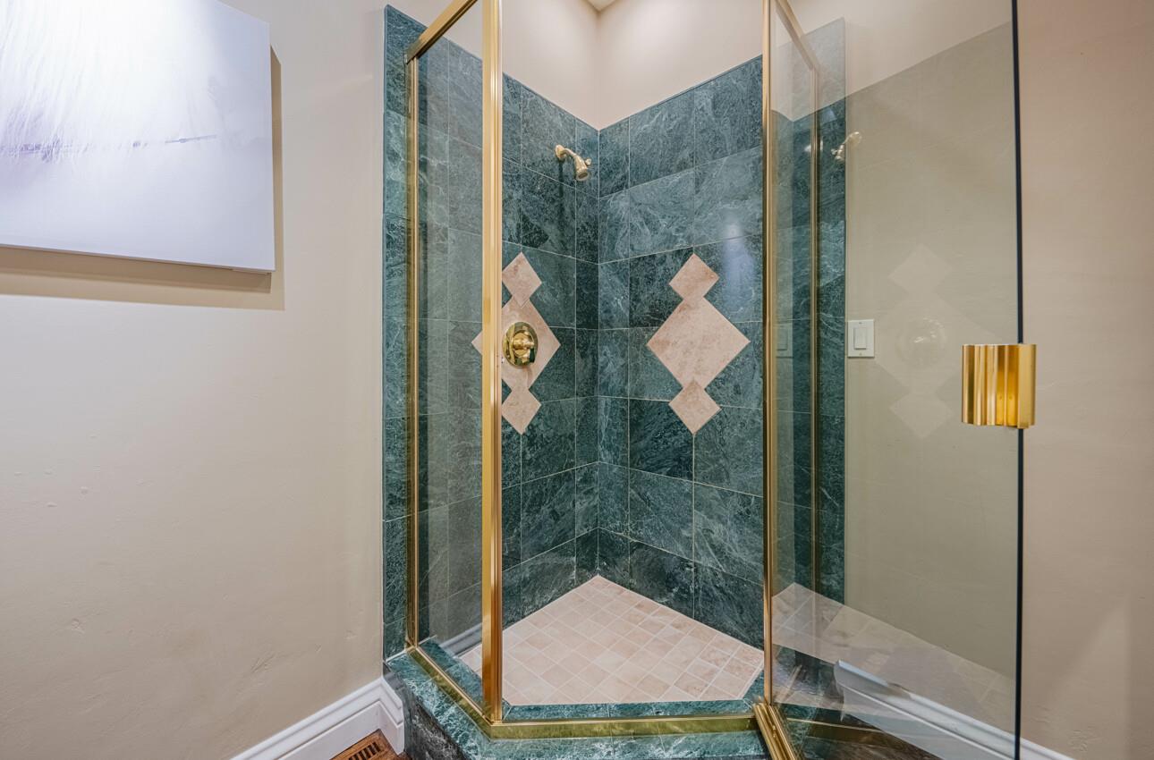Detail Gallery Image 28 of 51 For 471 El Dorado St, Monterey,  CA 93940 - 3 Beds | 3 Baths