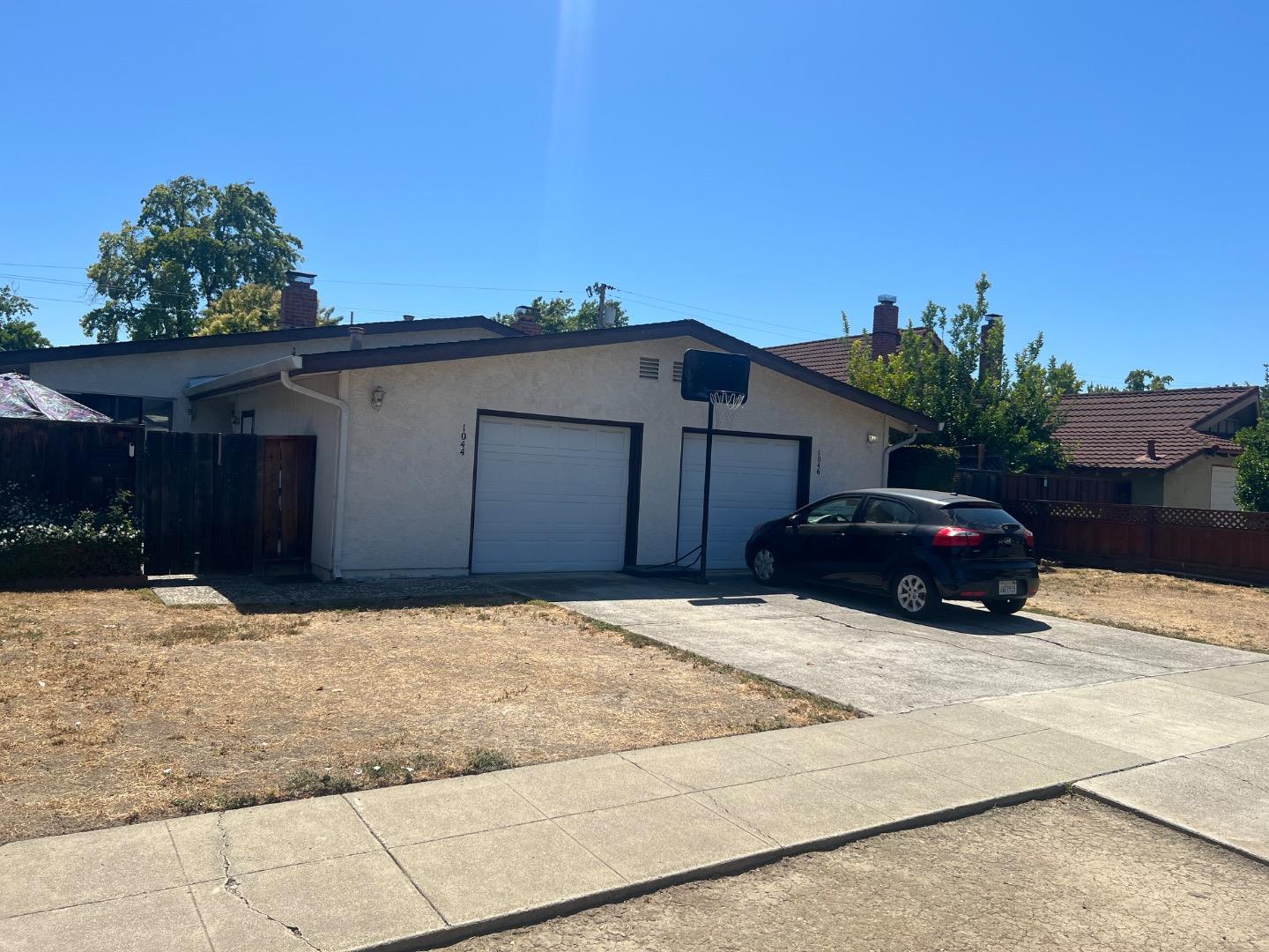 Detail Gallery Image 2 of 12 For 1044 Nottingham Pl, San Jose,  CA 95117 - – Beds | – Baths