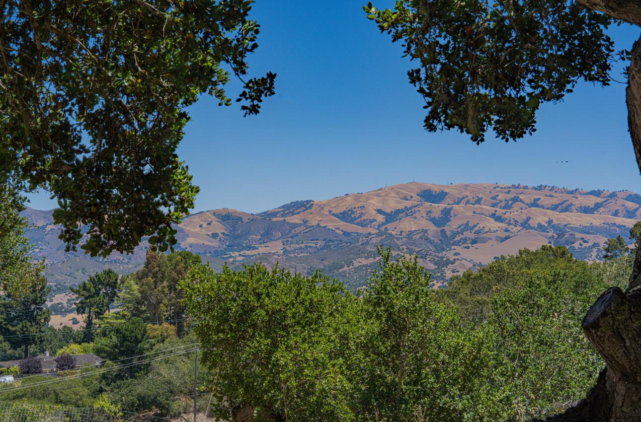 Detail Gallery Image 24 of 36 For 12167 Saddle Rd, Carmel Valley,  CA 93924 - – Beds | – Baths