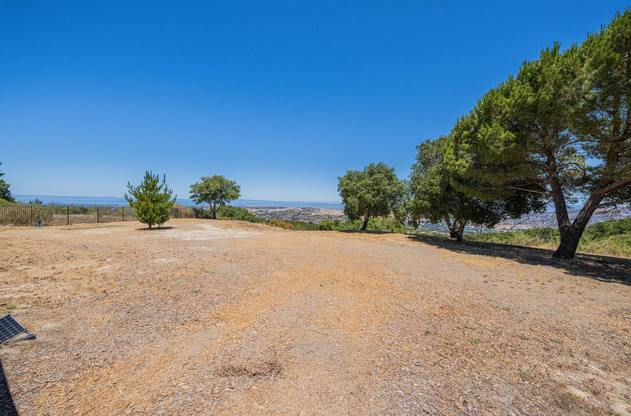 Detail Gallery Image 9 of 36 For 12167 Saddle Rd, Carmel Valley,  CA 93924 - – Beds | – Baths