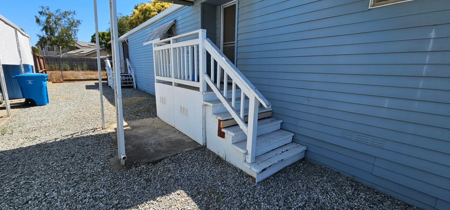Detail Gallery Image 15 of 18 For 500 W 10th St #73,  Gilroy,  CA 95020 - 3 Beds | 2 Baths