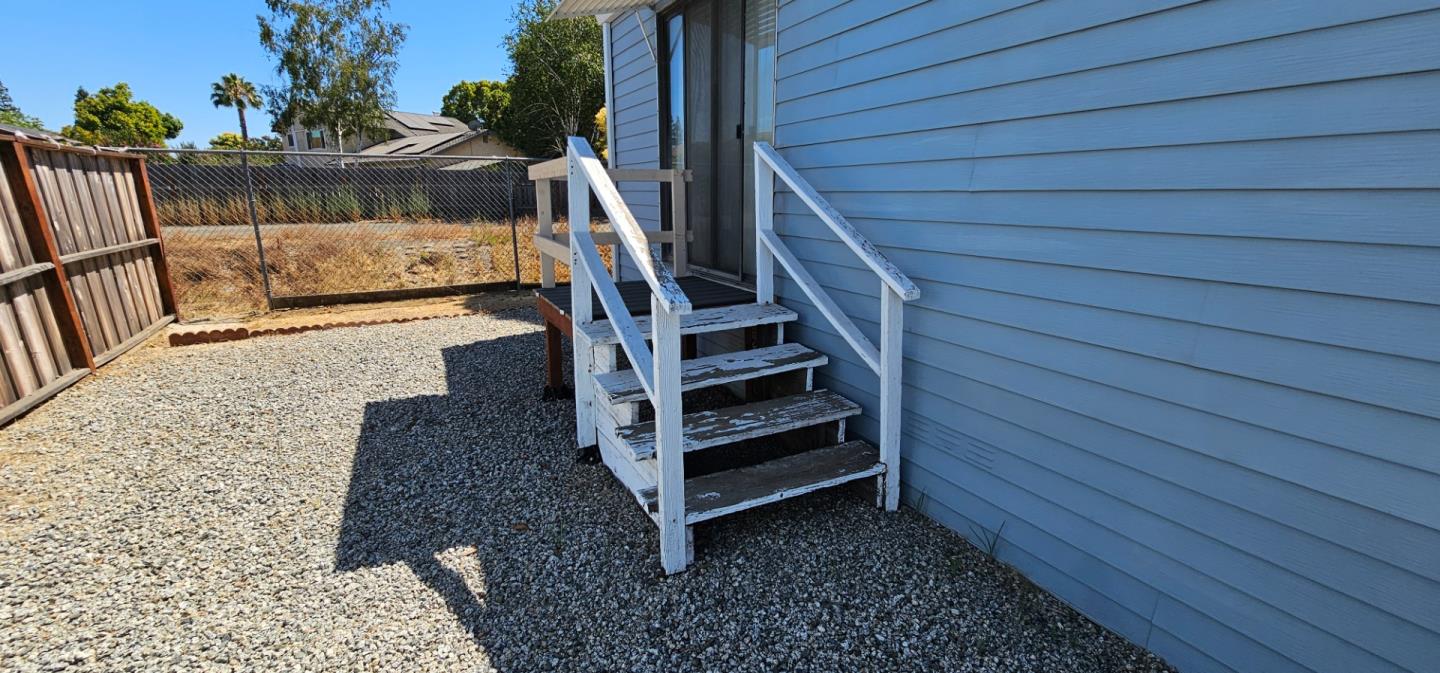 Detail Gallery Image 16 of 18 For 500 W 10th St #73,  Gilroy,  CA 95020 - 3 Beds | 2 Baths