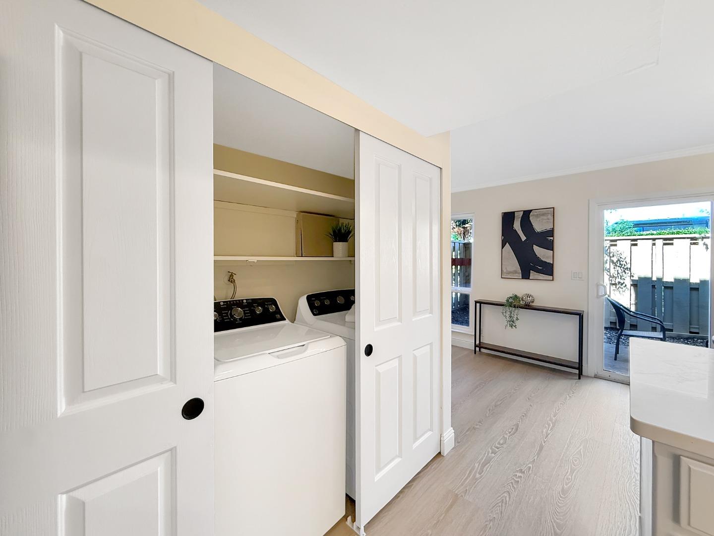 Detail Gallery Image 23 of 38 For 125 Connemara Way #98,  Sunnyvale,  CA 94087 - 2 Beds | 1/1 Baths