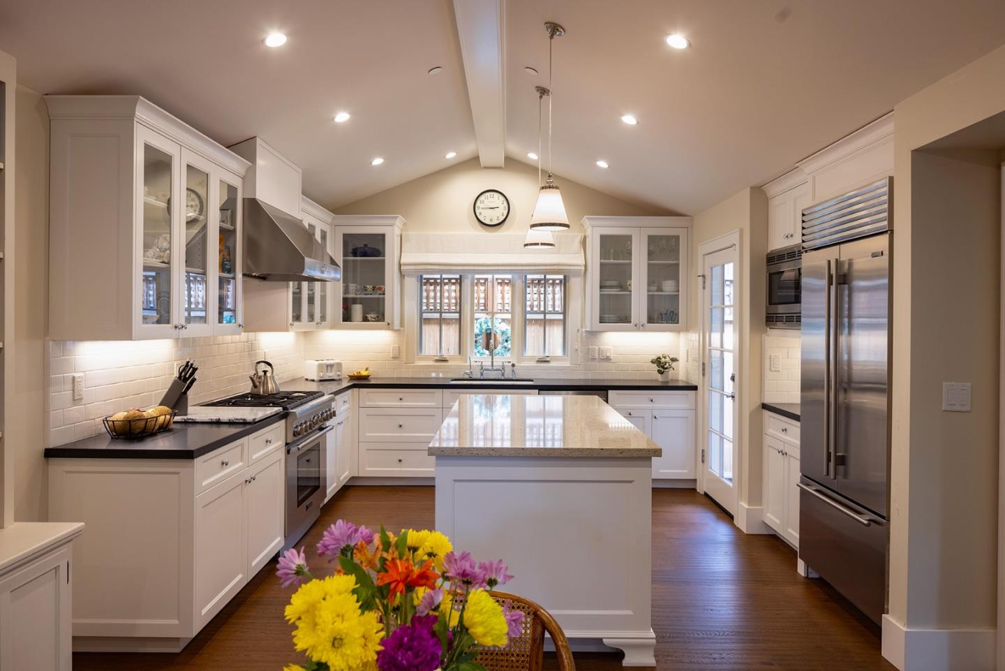 Detail Gallery Image 2 of 20 For 0 12th Avenue 2 Ne of Monte Verde Ave, Carmel,  CA 93921 - 3 Beds | 2 Baths